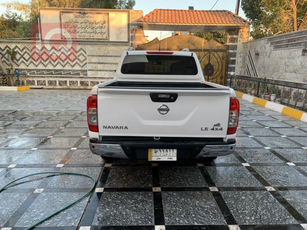 نیسان نەڤارا